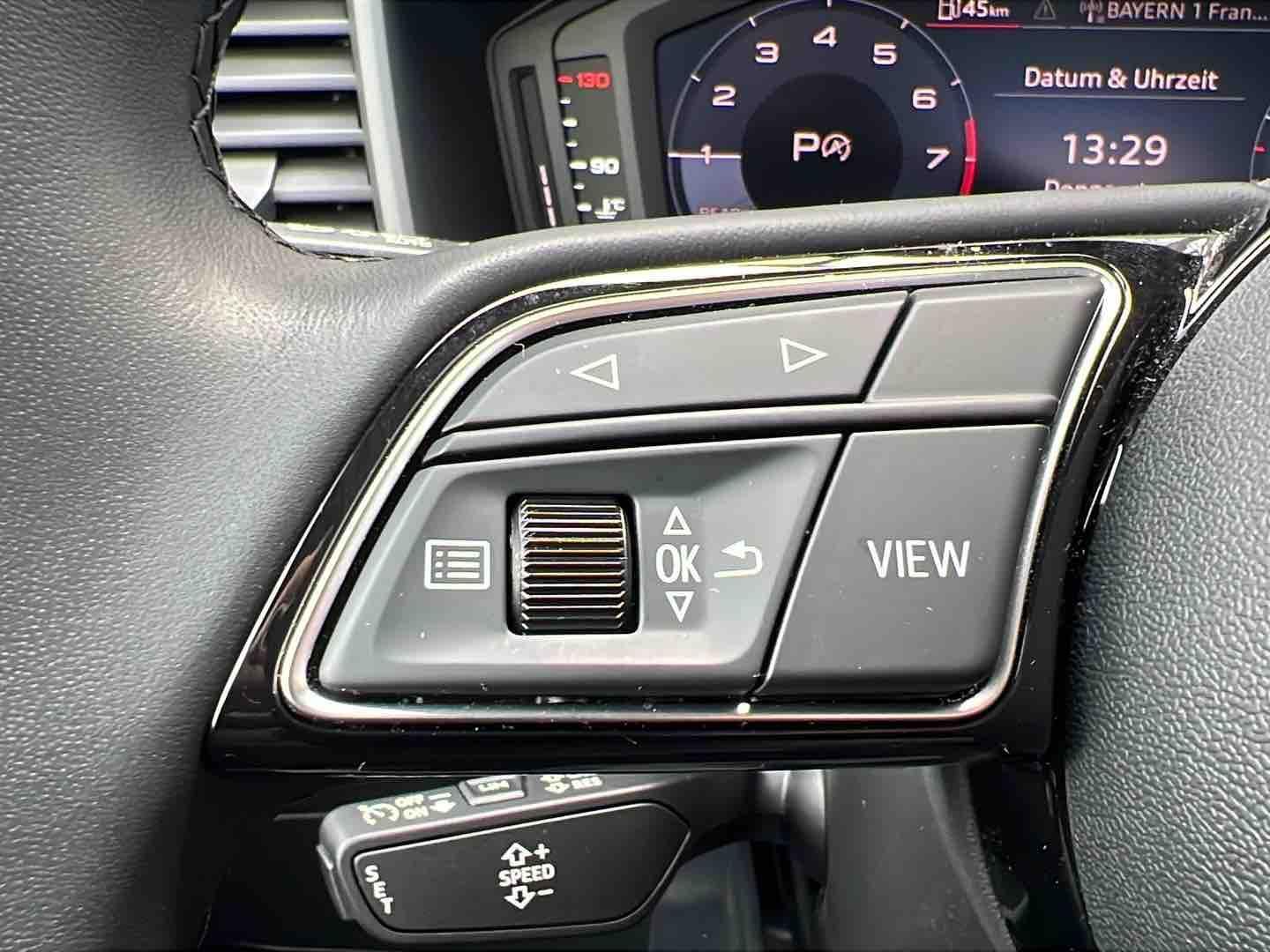 Audi A1 advanced Automatik *AppConnect, Kamera, PDC*