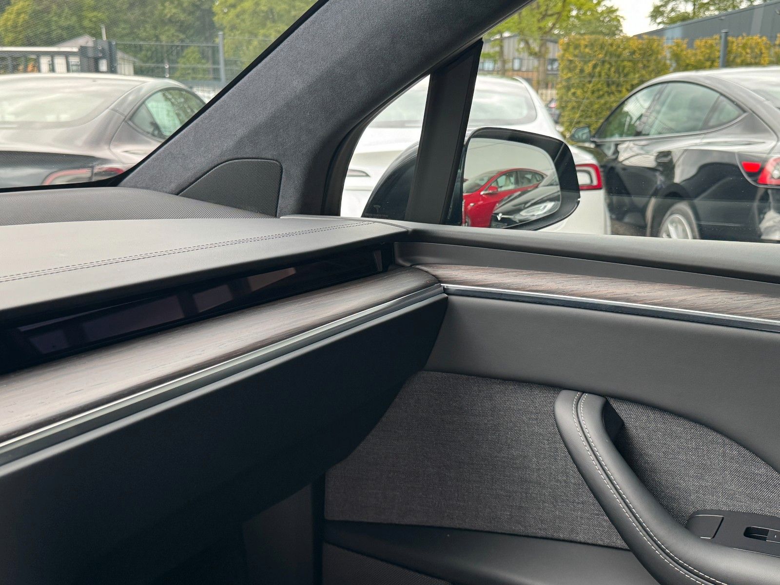 Tesla MODEL X PALLADIUM |  HW 4 USS | 6 SEATER |