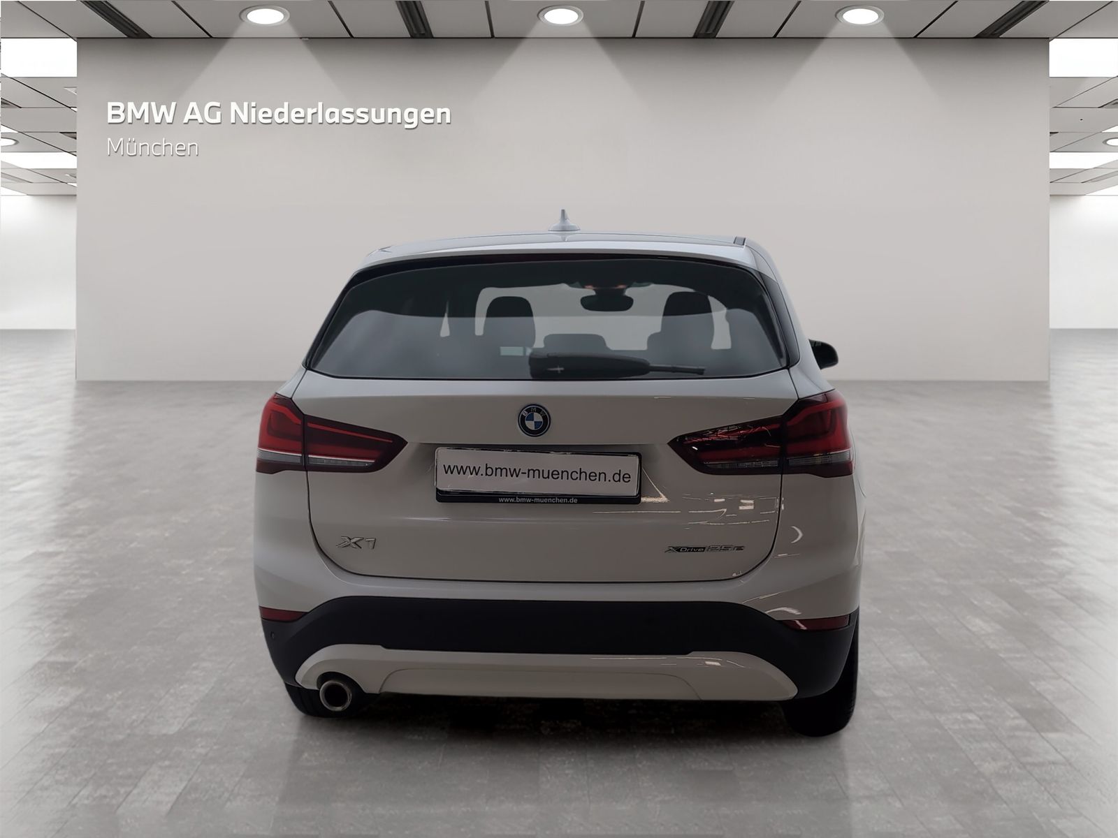 BMW X1 xDrive25e - Samsaru's Car Outlet