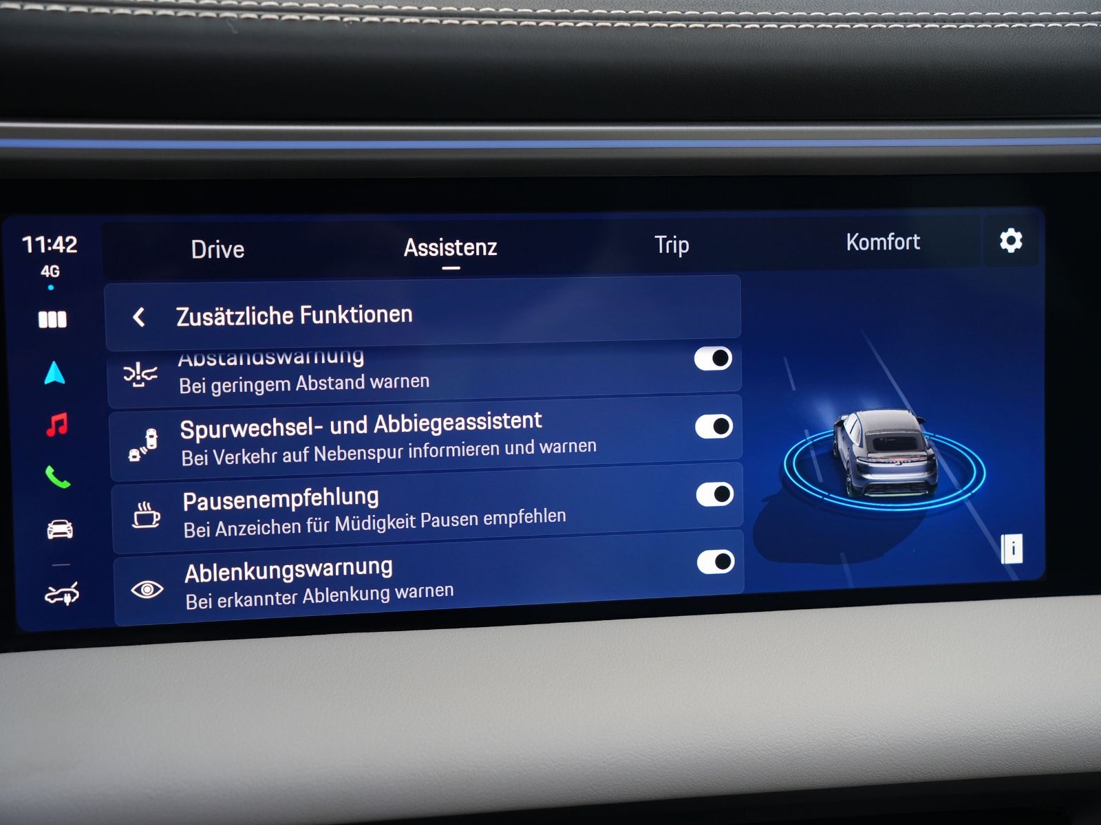 Porsche Macan 4 - Samsaru's Car Outlet