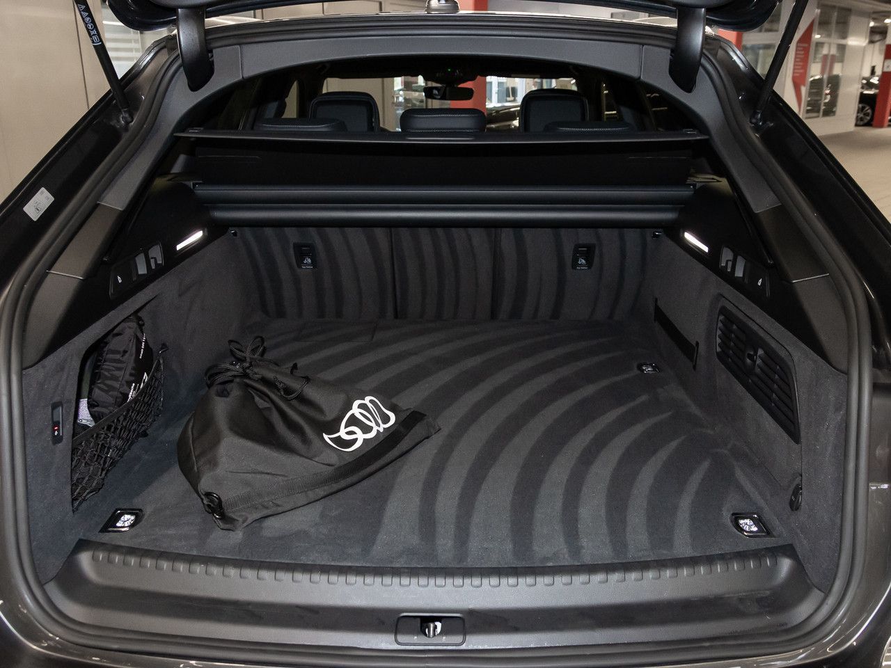 Audi A6 Avant 50 TFSI e quattro S line AHK Matrix B&O