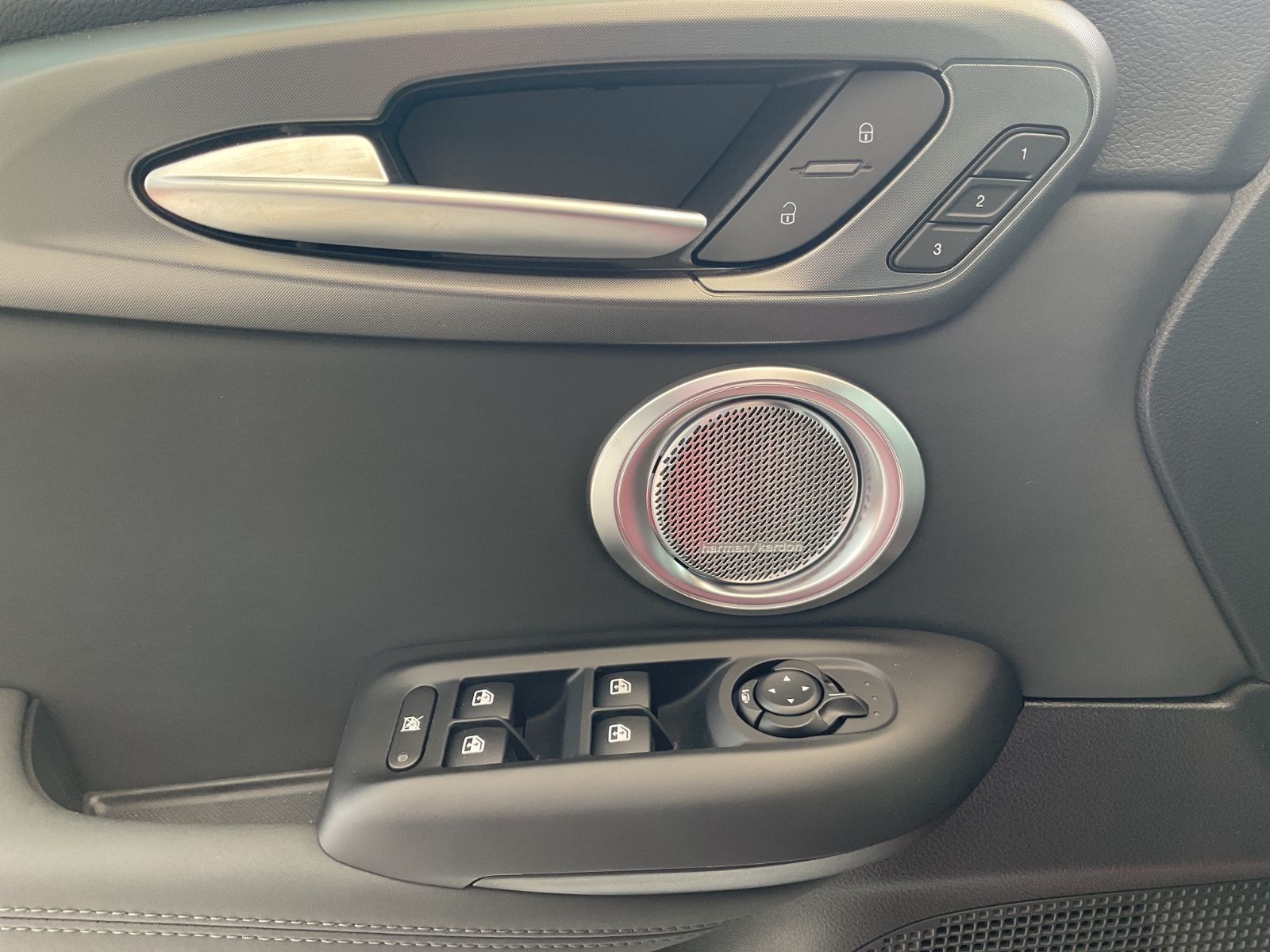 Alfa Romeo Tonale Edizione Speciale Plug-In-Hybrid AWD LED