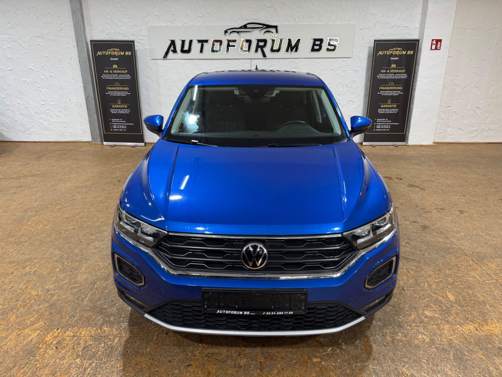 Volkswagen T-Roc Style 2.0 TDI DSG - Samsaru's Car Outlet