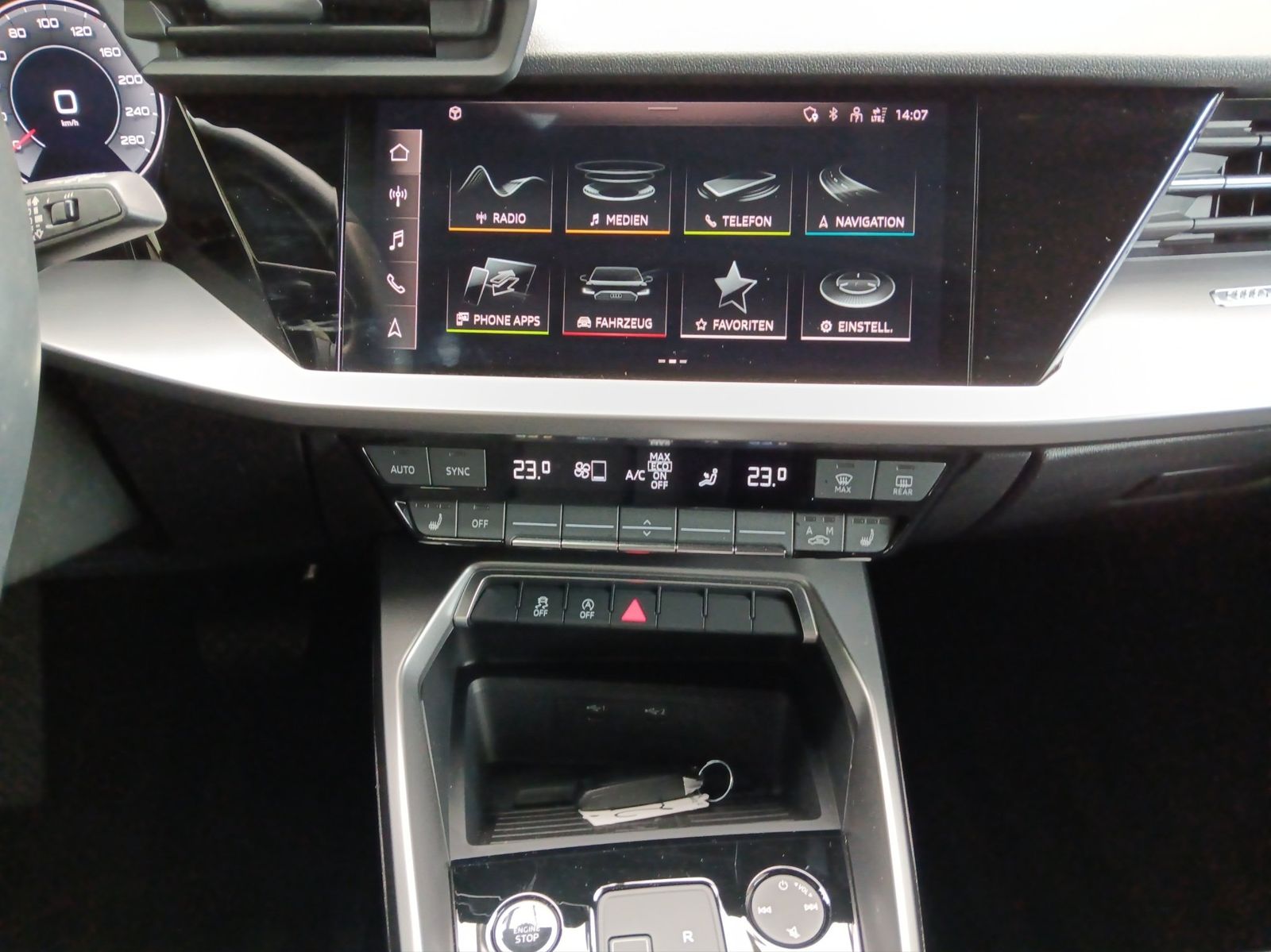 Audi A3 Sportback 35TFSI NAVI LED SOUND RFK