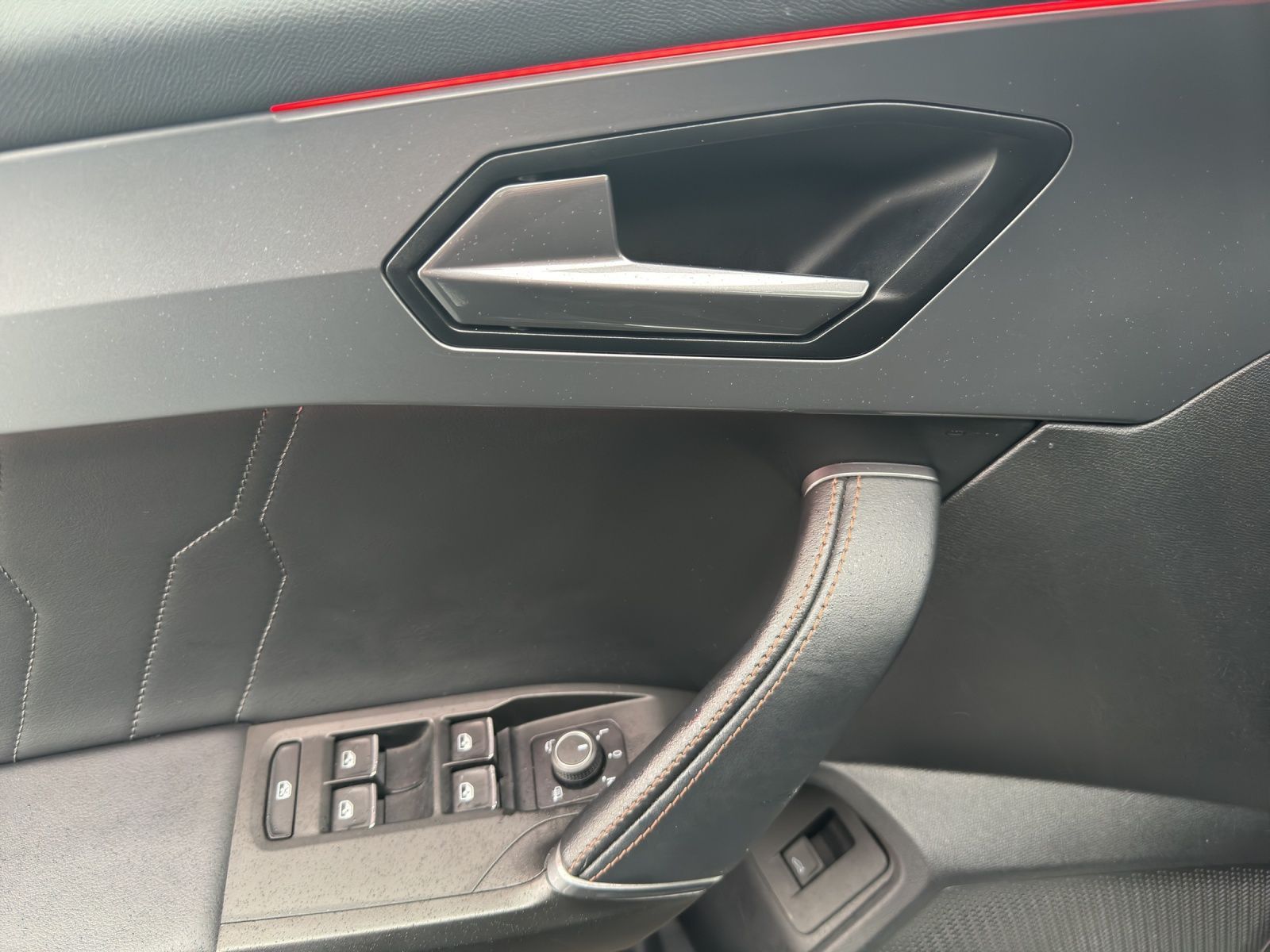 Cupra Formentor 2.0 TSI DSG VZ LEDER BREMBO PANO AHK