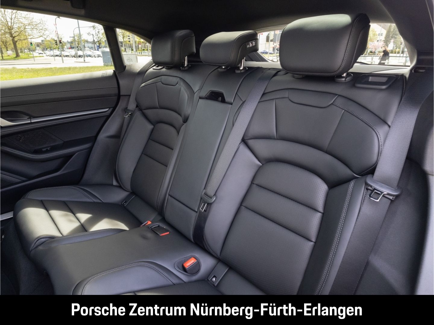 Porsche Taycan 4S Sport Turismo InnoDrive HUD HD-Matrix-
