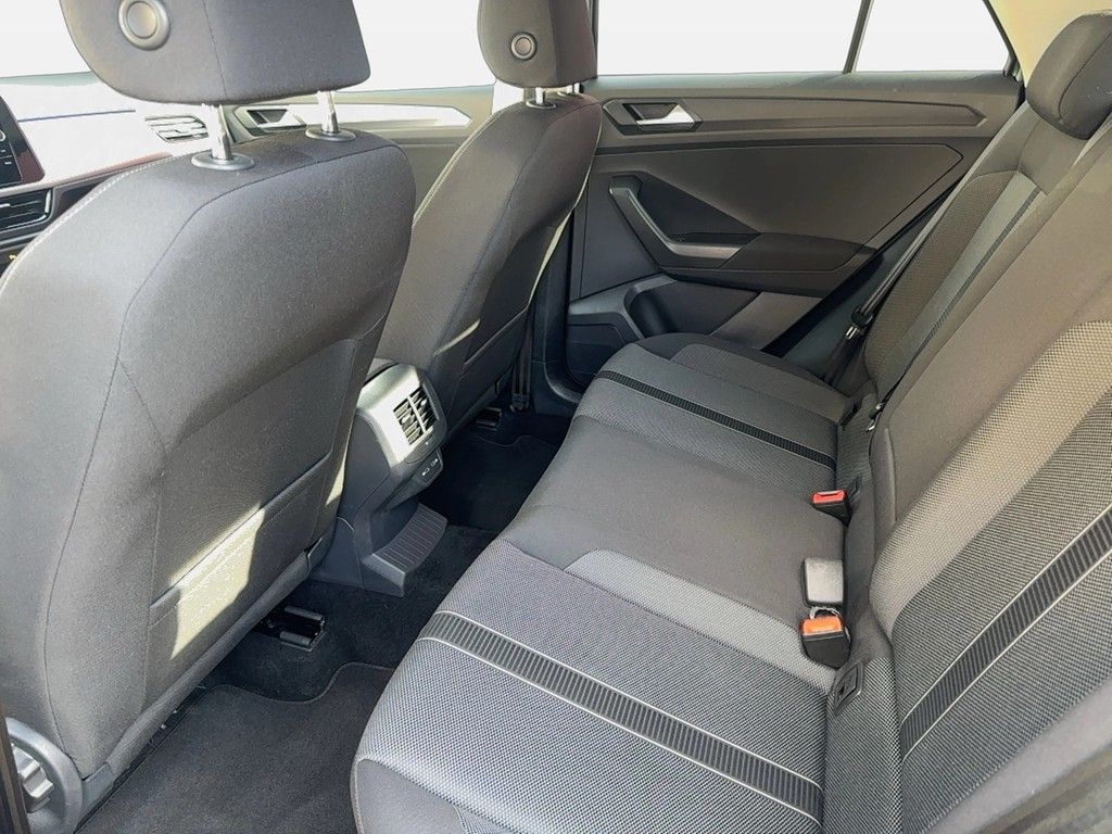 Volkswagen T-Roc Life 1.0 TSI - Samsaru's Car Outlet