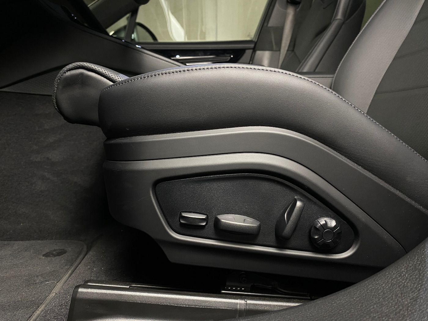 Porsche Panamera GTS | Massagefunktion | Sitzbelüftung |