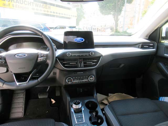Ford Focus 1.5D - Samsaru's Car Outlet