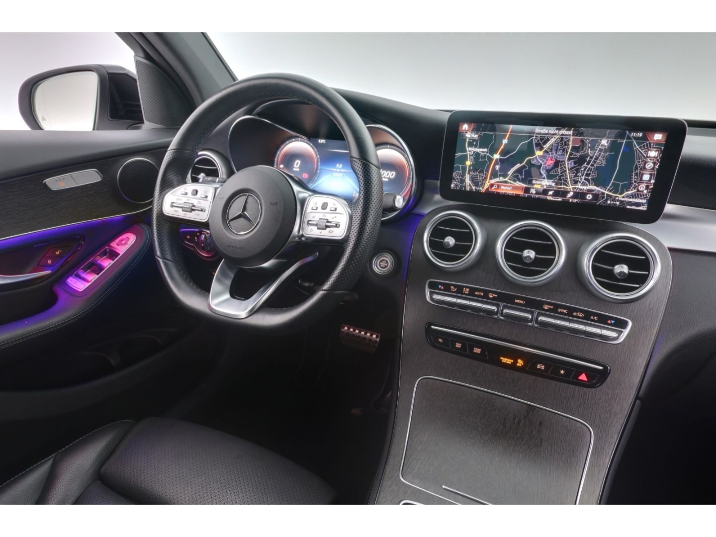 Mercedes-Benz GLC 220 d 4M Coupe AMG Line - Samsaru's Car Outlet