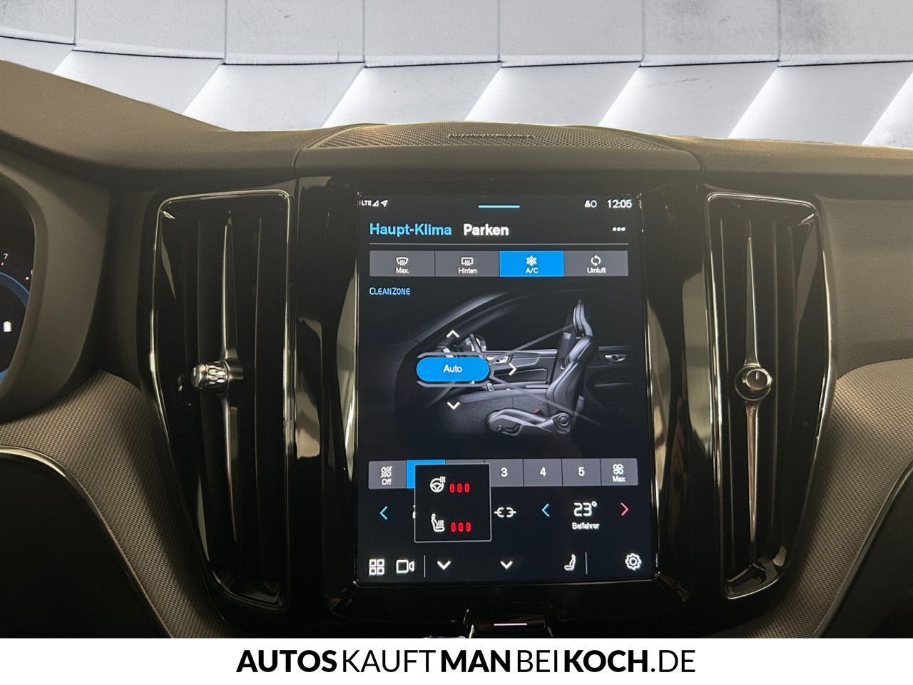 Volvo XC60 B5 AWD PlusDark ACC BLIS AHK VLED 4xSHz H&K