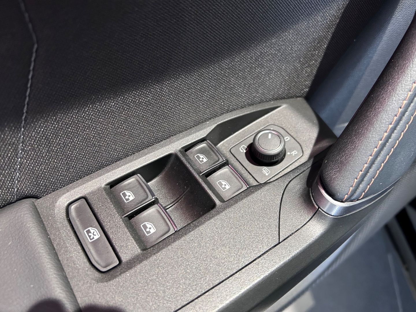 Cupra Formentor VZ e-HYBRID 1.4 LED Navi AHK 360° SHZ