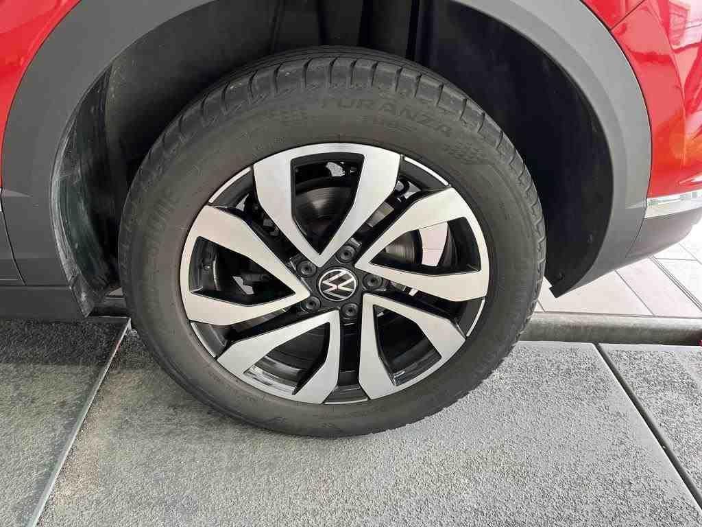 Volkswagen T-Roc 1.5 TSI Active DSG - Samsaru's Car Outlet