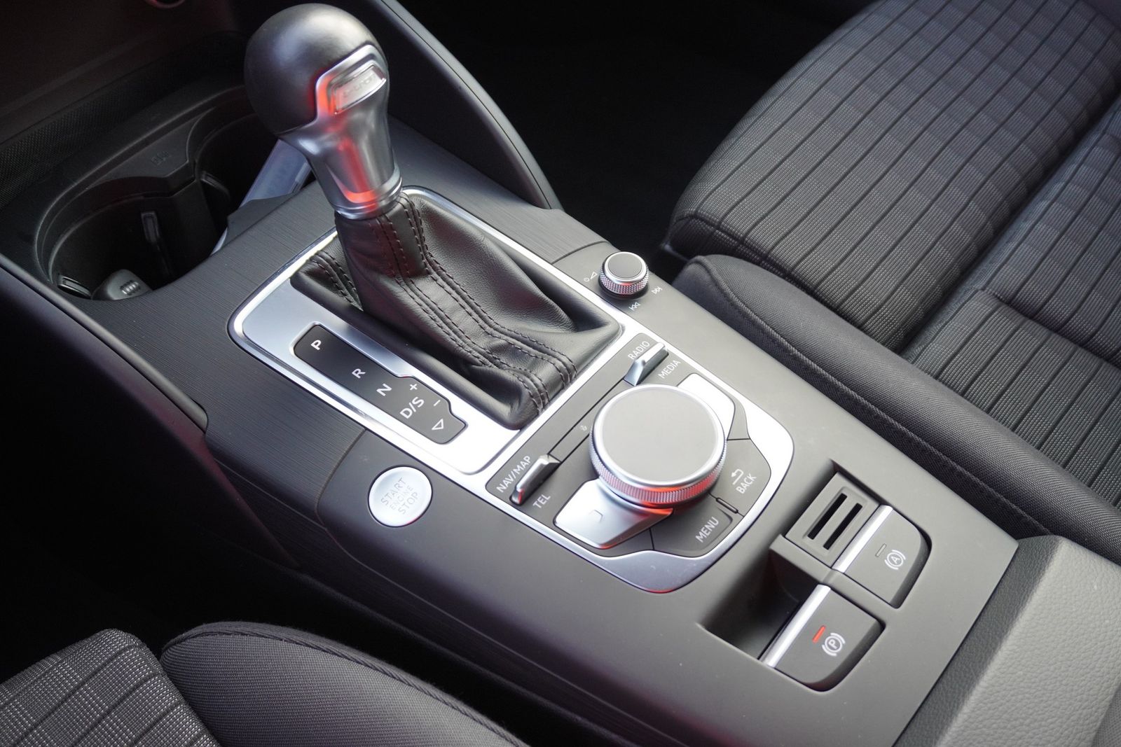 Audi A3 Sportback 40 e-tron sport S-Tronic - Samsaru's Car Outlet