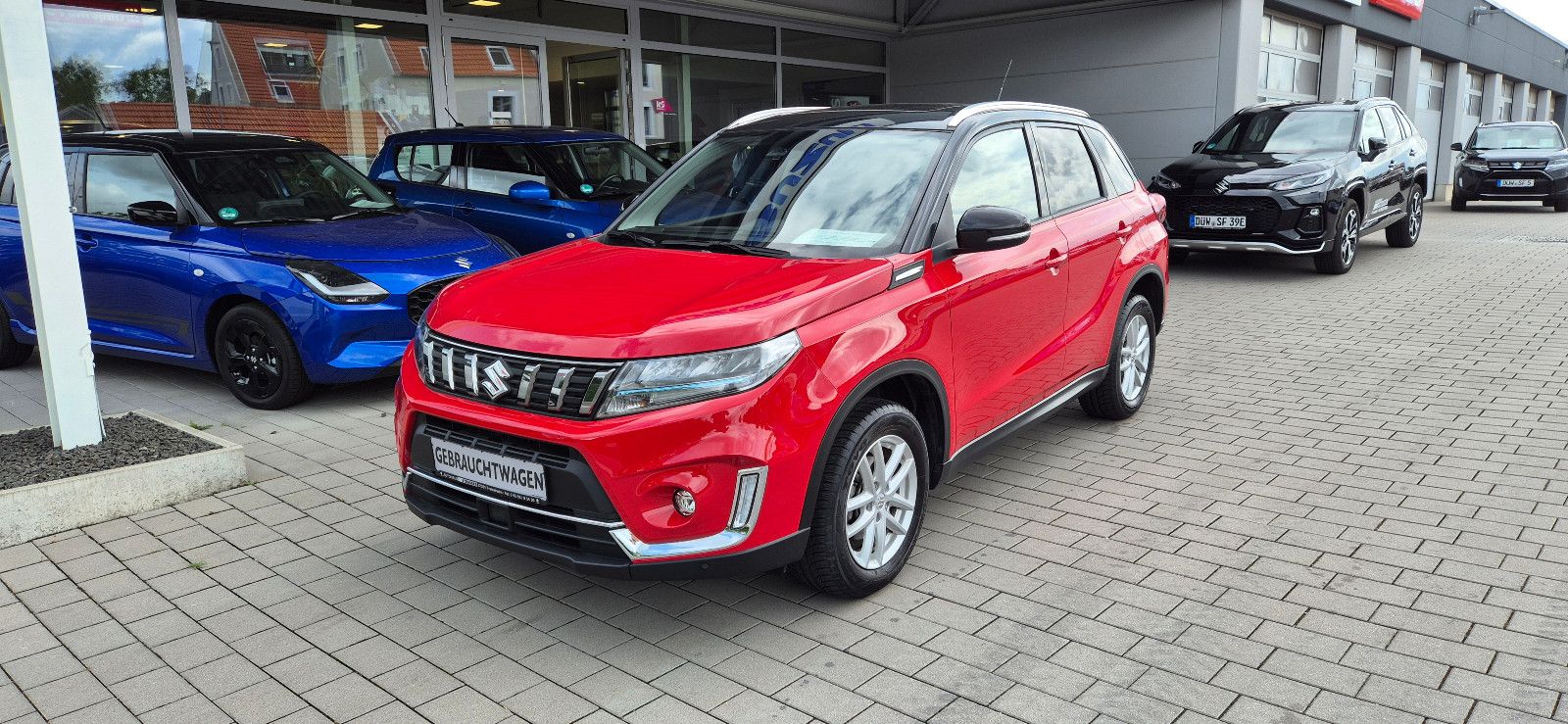 Suzuki Vitara DUALJET Hybrid Comfort+ AGS Allgrip - Samsaru's Car Outlet