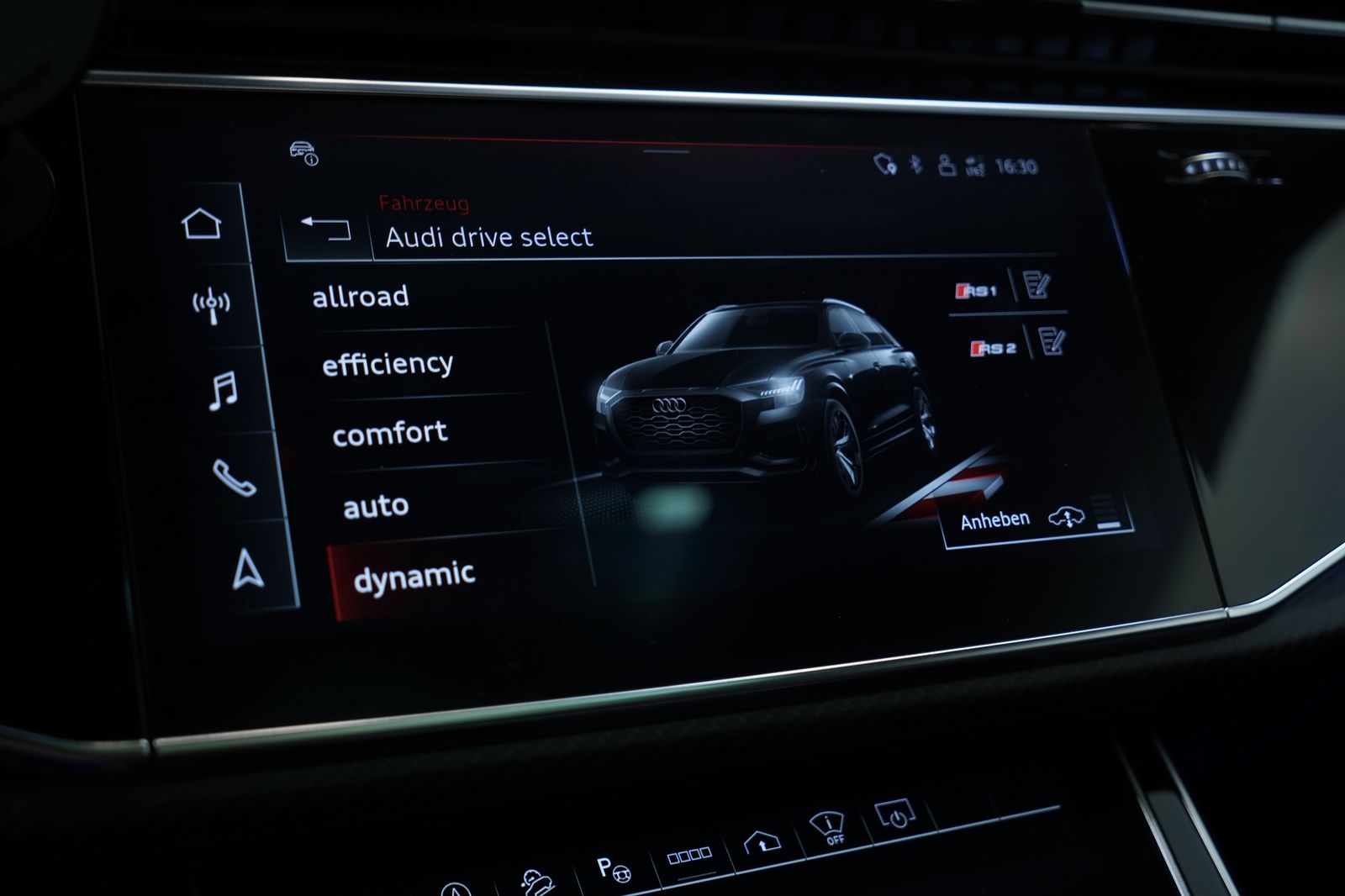 Audi RSQ8 q.*1H *23 *Dynamik*Keramik *S-Abgas *Pano