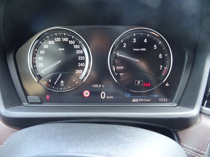 BMW X1 xDrive25e Sport Line - Samsaru's Car Outlet