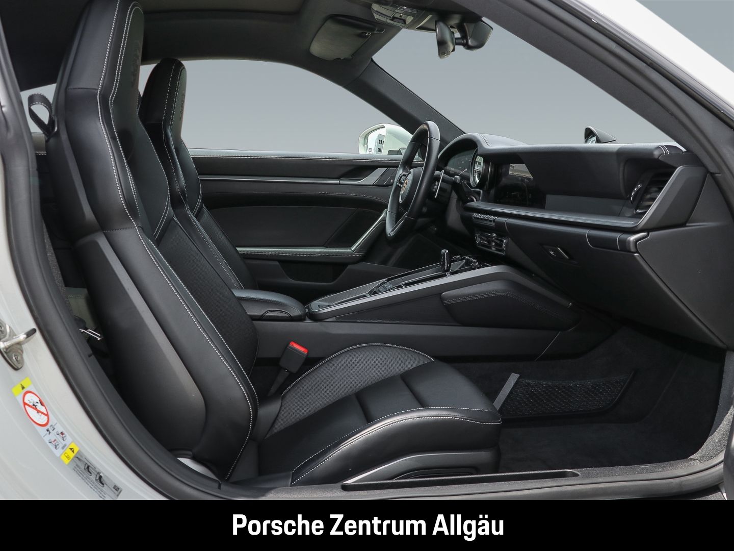 Porsche 992 911 Carrera 4S BOSE Sportabgasanlage Kreide