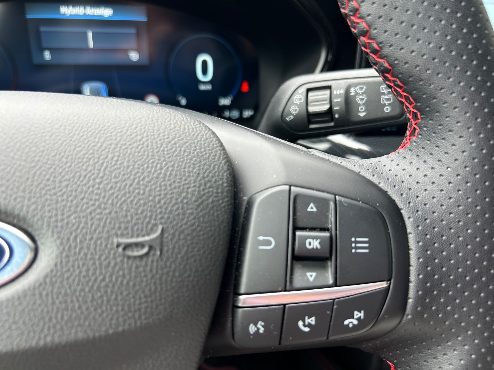 Ford Focus Kombi ST-Line X 155 Auto. +el.Heckkl.+++