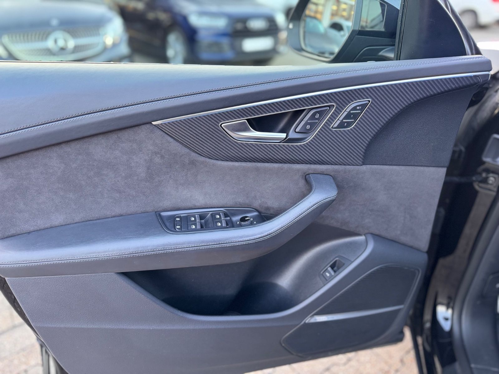 Audi RSQ8 4.0 TFSI quattro Dynamik-Paket, Ceramic...