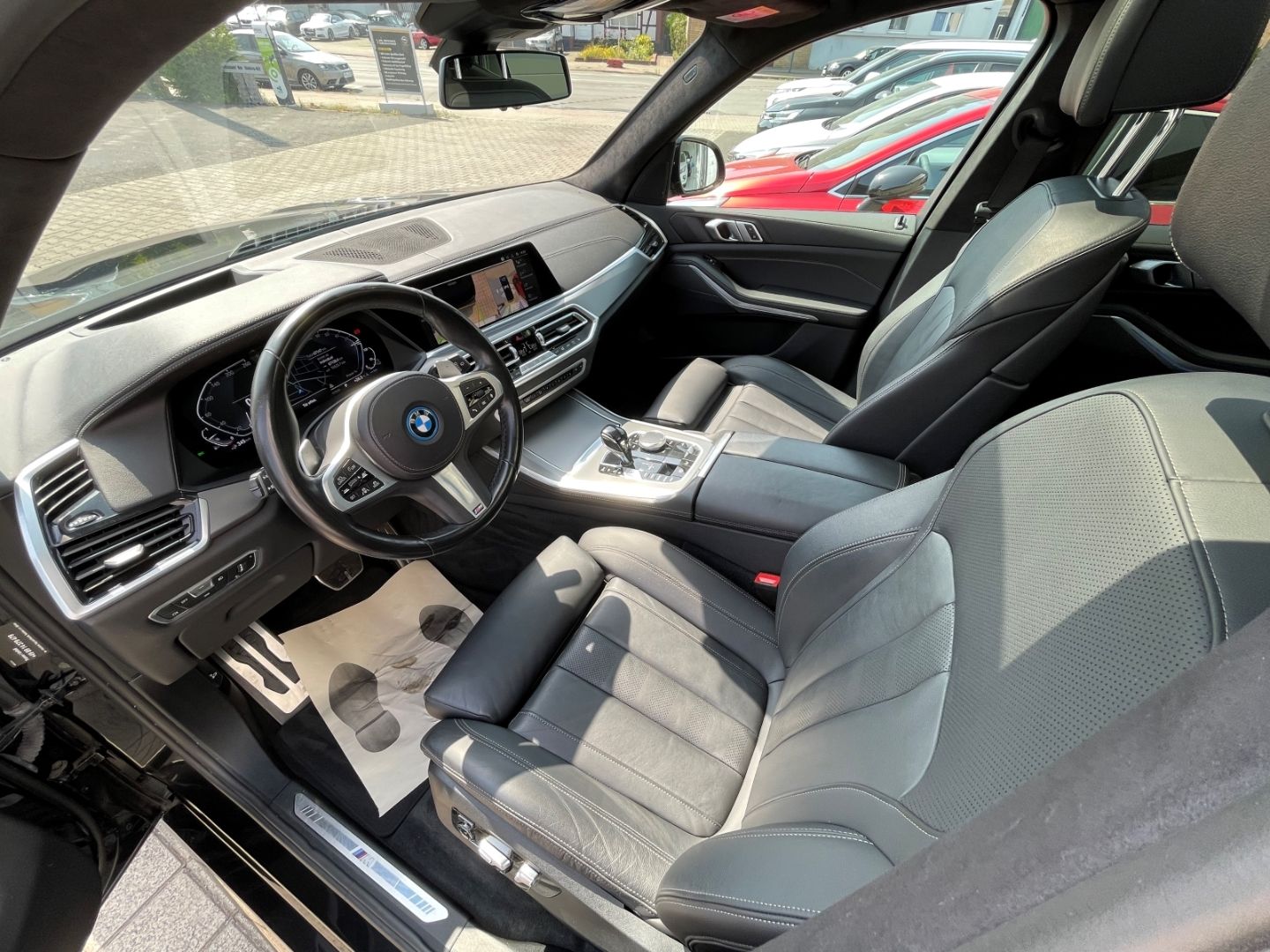 BMW X5 xDrive45e M SPORT PANO DAP PA+ HUD HIFI LASER