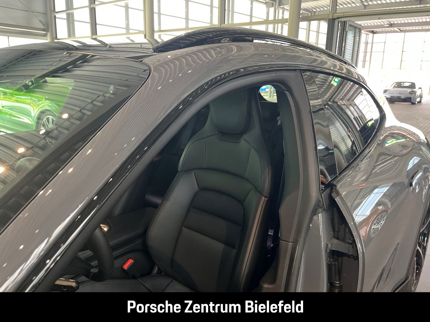 Porsche Taycan 4S Cross Turismo Panorama Luftfederung