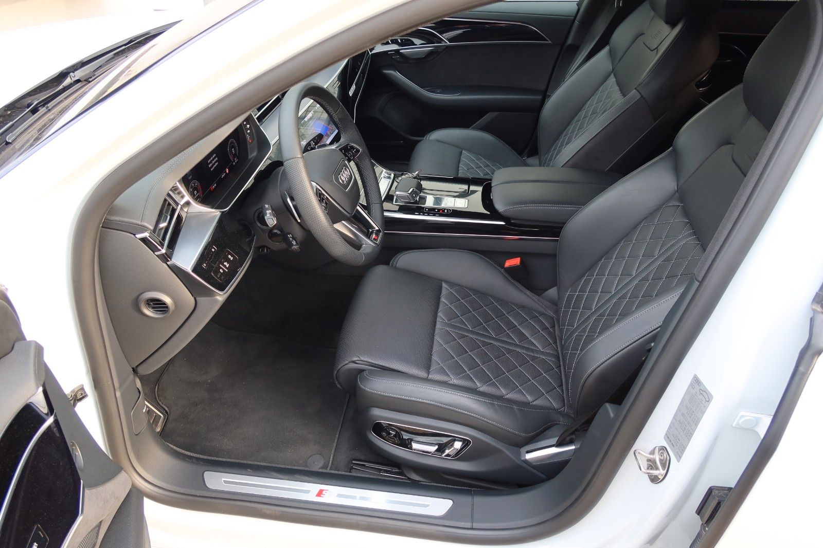 Audi A8 50 TDI quattro S Line - Samsaru's Car Outlet