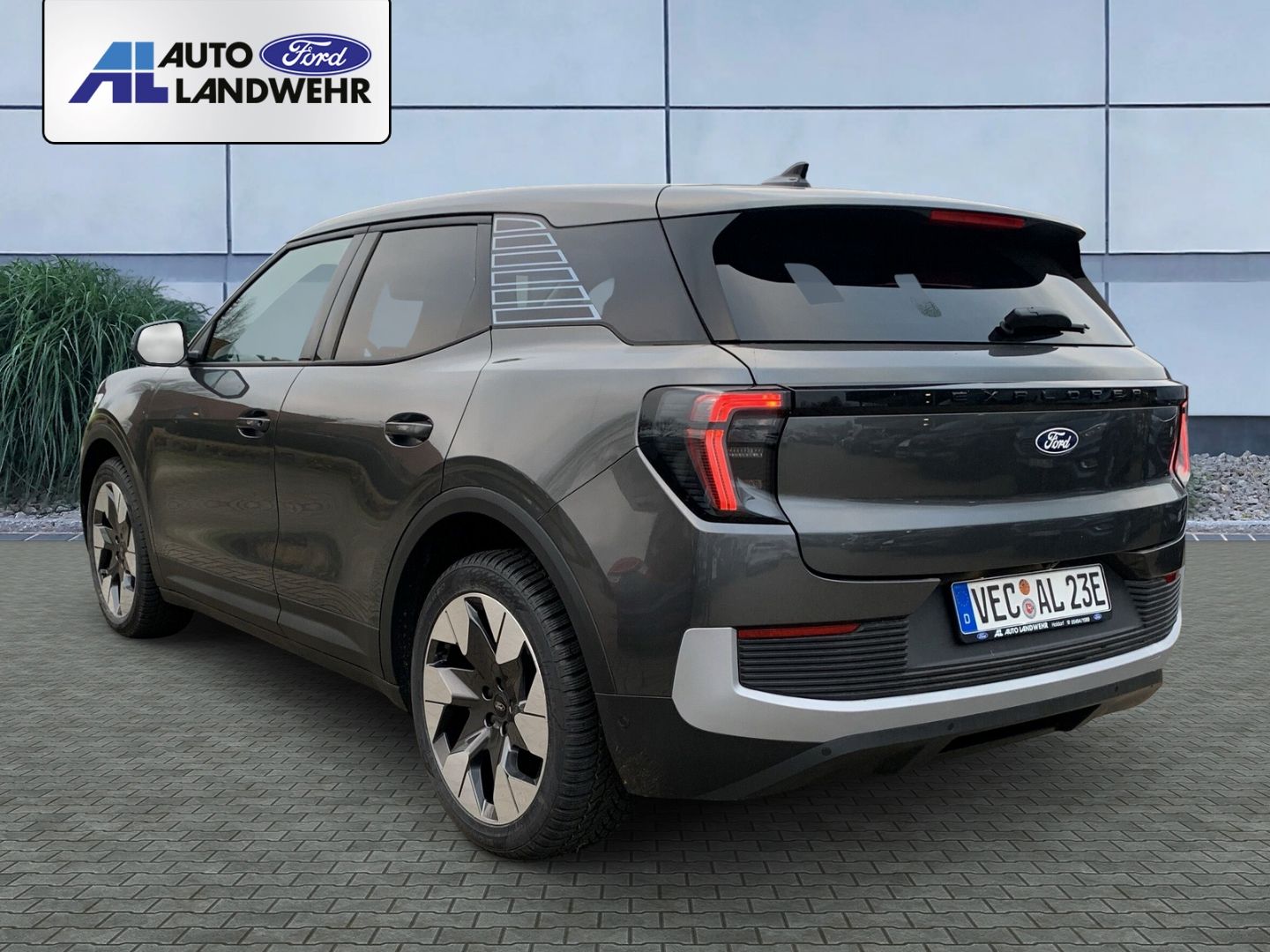 Ford Explorer RWD Extended Range HUD AHK-el. klappb.