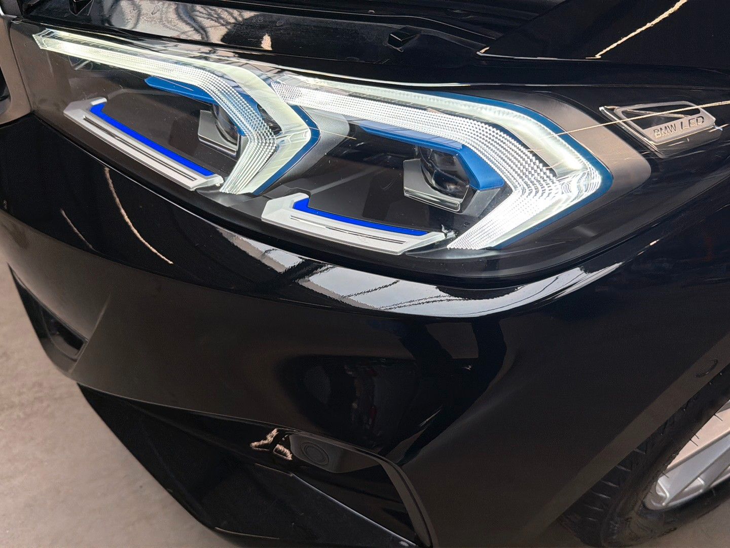 BMW 320d Touring xDr. ACC AHK IQ KZU 360° HUD HiFi