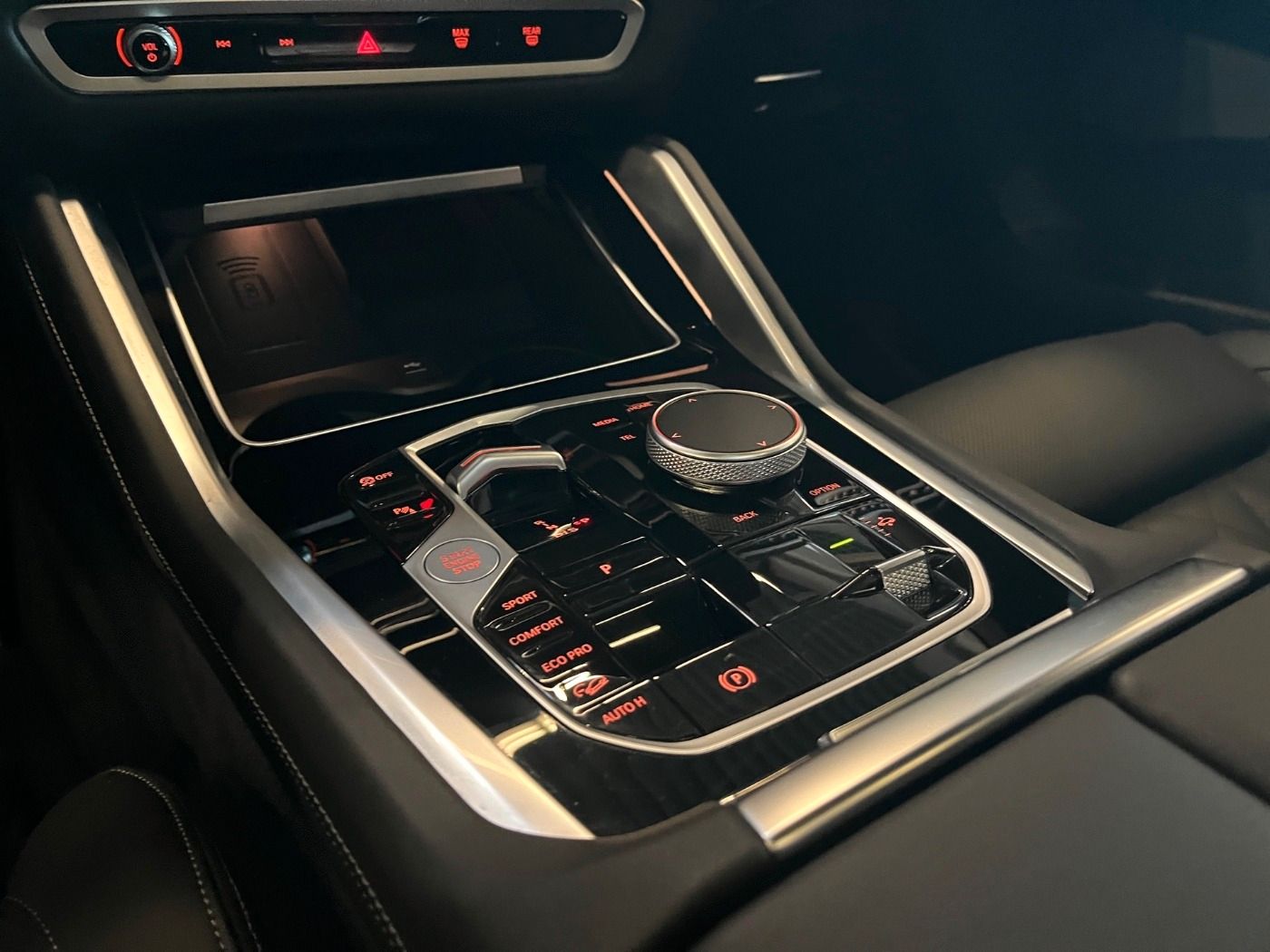 BMW X6 xDr30d M Sport Pro PA+DAProf|PAN|AHK|h&k|22