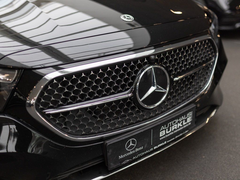 Mercedes-Benz E 220 d Avantgarde Advanced - Samsaru's Car Outlet