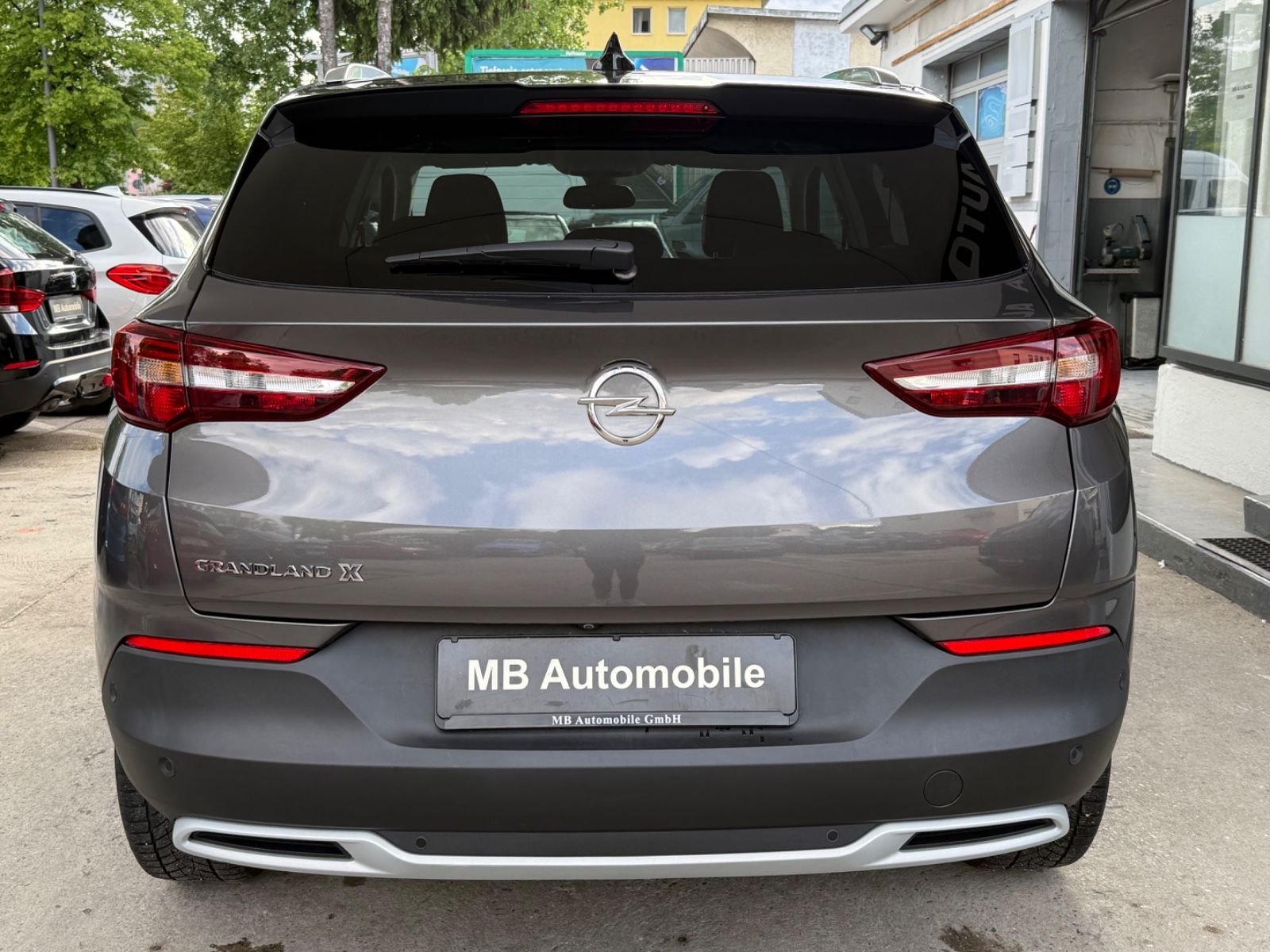Opel Grandland X - Samsaru's Car Outlet