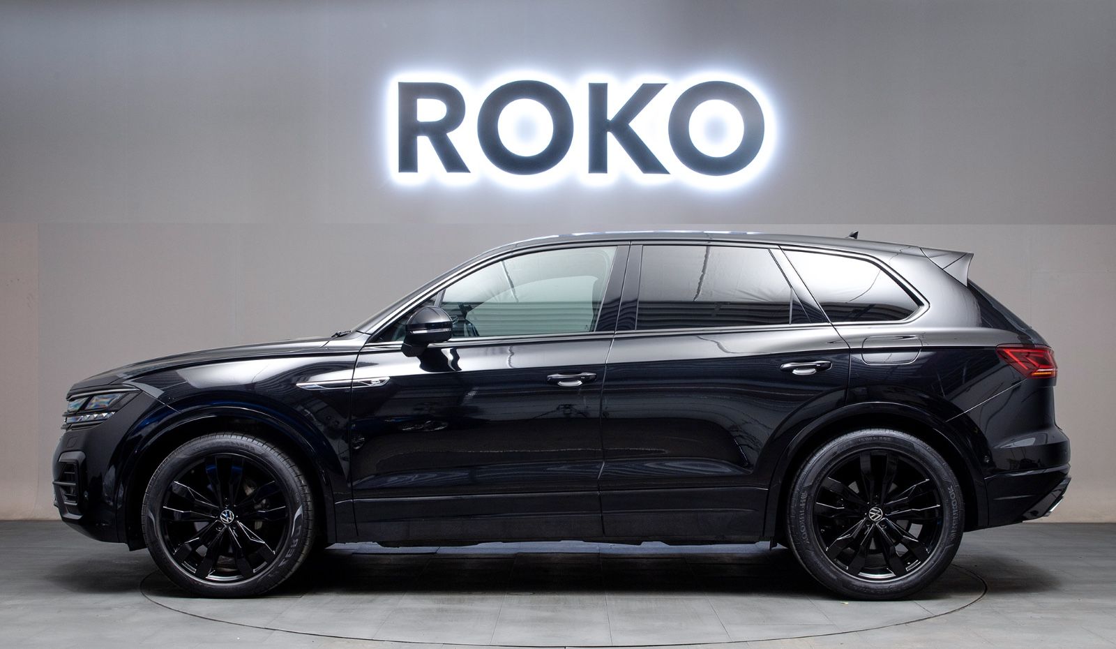 Volkswagen Touareg R-Line DYN Matrix 360°StandH.AHK Leder