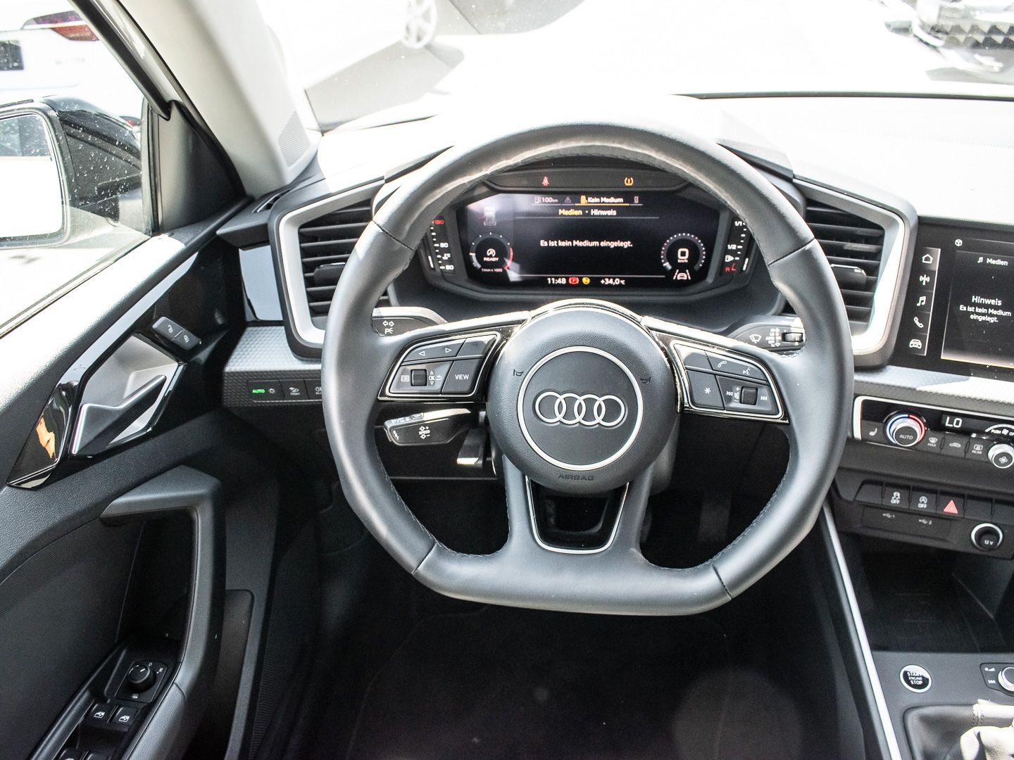 Audi A1 Sportback 25 TFSI advanced - Samsaru's Car Outlet