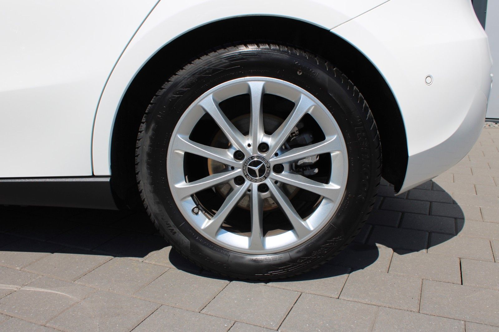 Mercedes-Benz A 200 - Samsaru's Car Outlet