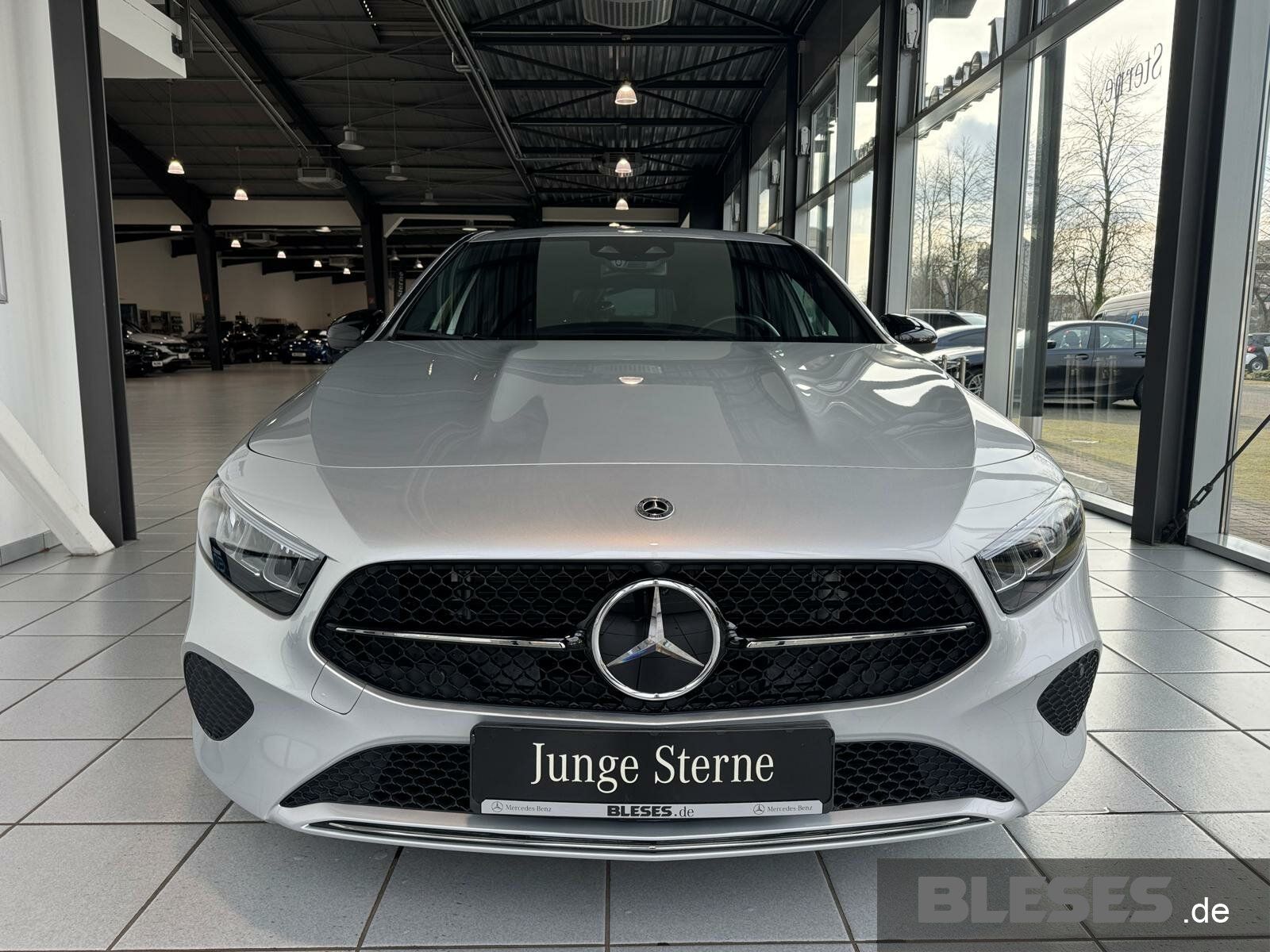 Mercedes-Benz A 220 4M Progressive - Samsaru's Car Outlet