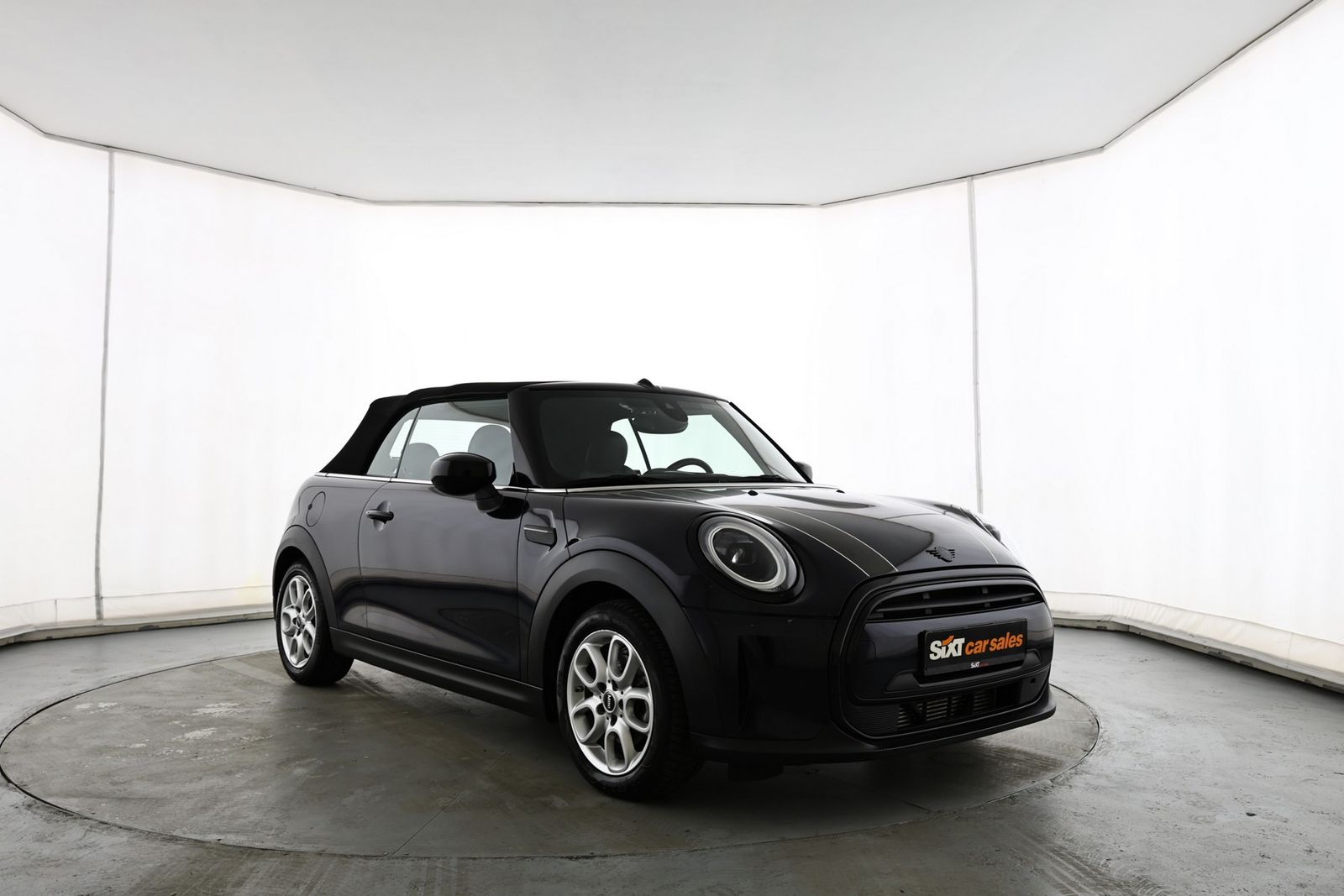 MINI Cooper Cab. Classic Trim - Samsaru's Car Outlet