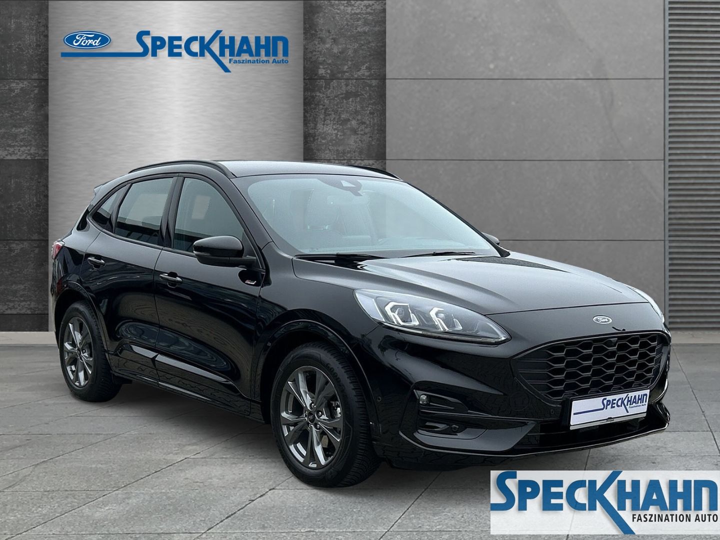 Ford Kuga ST-Line 2.0 EcoBlue AT - Samsaru's Car Outlet