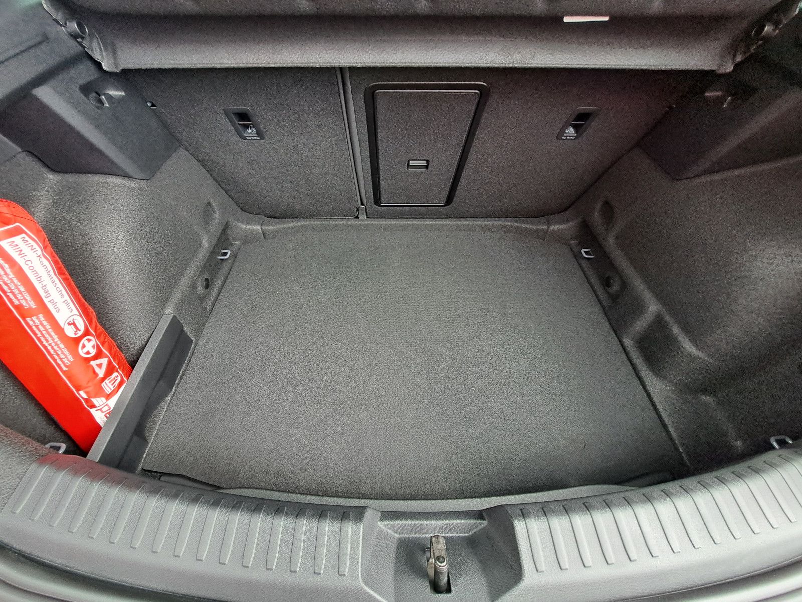 Cupra Leon VZ 2.0 TSI 300 PS DSG - Samsaru's Car Outlet