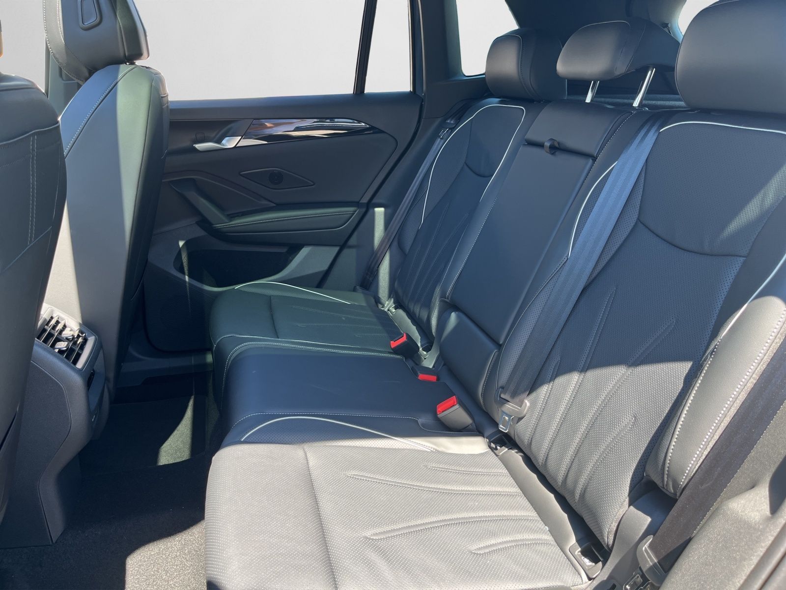 Volkswagen Tiguan Elegance 1,5 TSI eHybrid DSG | SOH 100% |