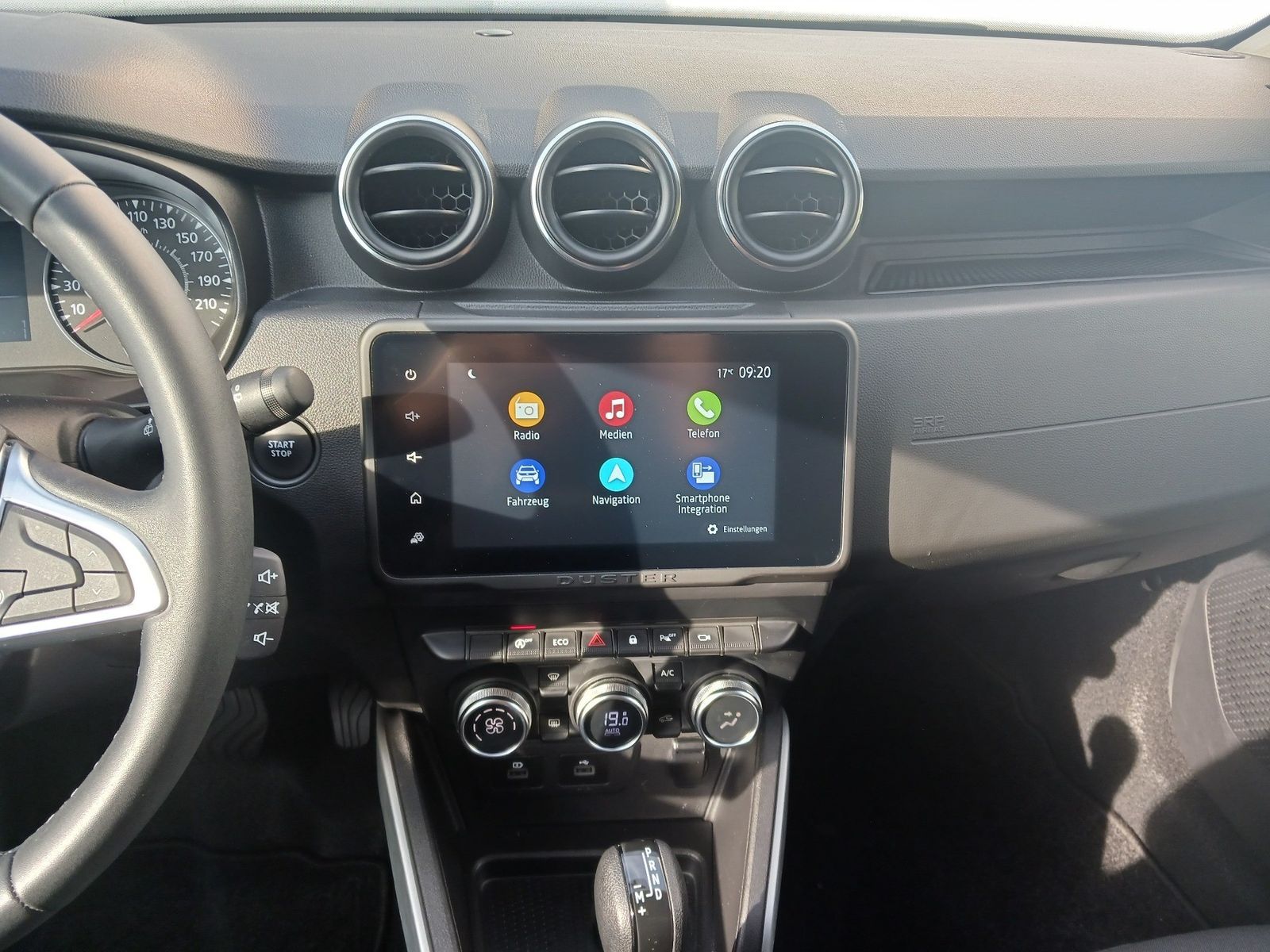 Dacia Duster Prestige TCe 150 EDC - Samsaru's Car Outlet