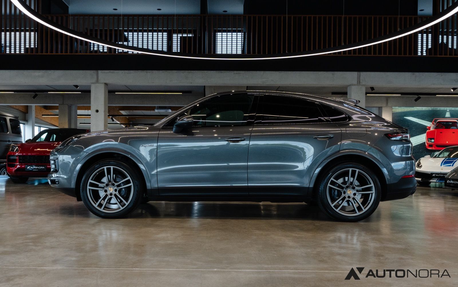 Porsche Cayenne Coupe E-Hybrid Sportabgas / Luftfederung