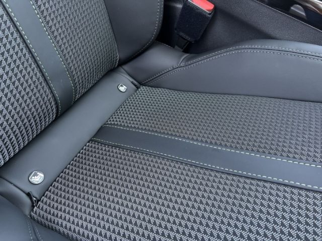 Peugeot 208 e- GT - Samsaru's Car Outlet