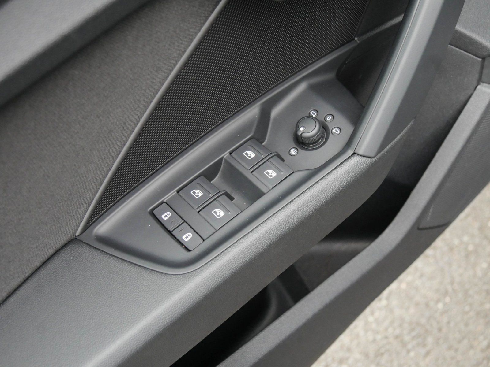 Audi A3 Sportback 30 TDI S-Line - Samsaru's Car Outlet