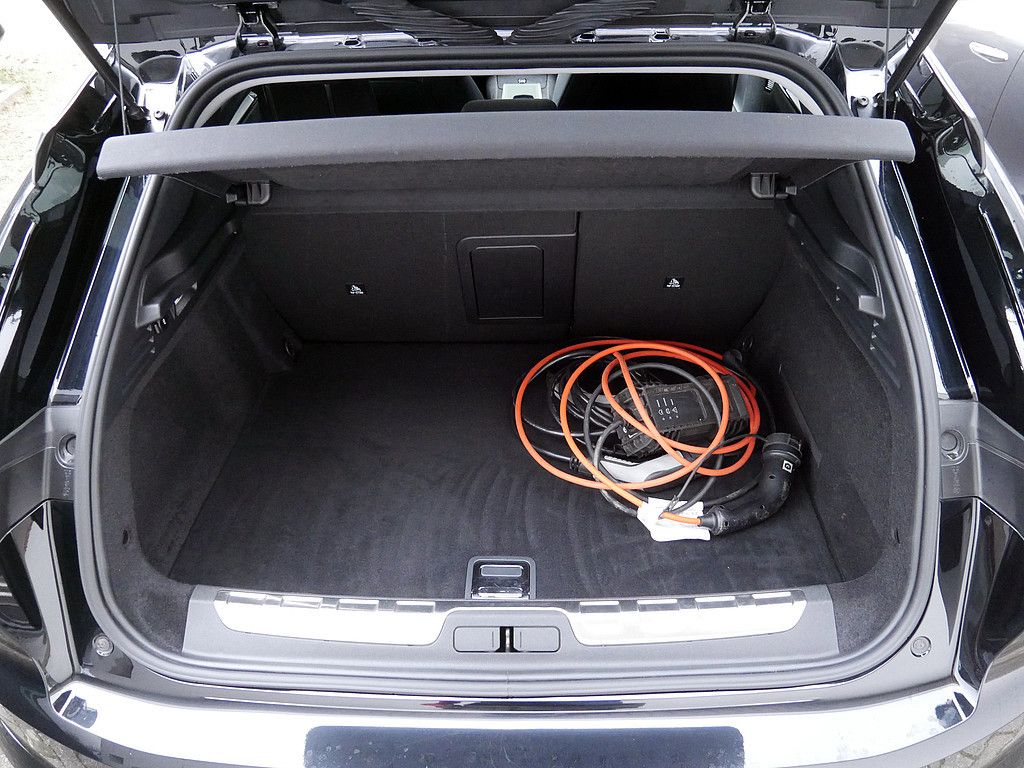 DS Automobiles DS 4 E-TENSE 225 Performance Line + MATRIX-LED