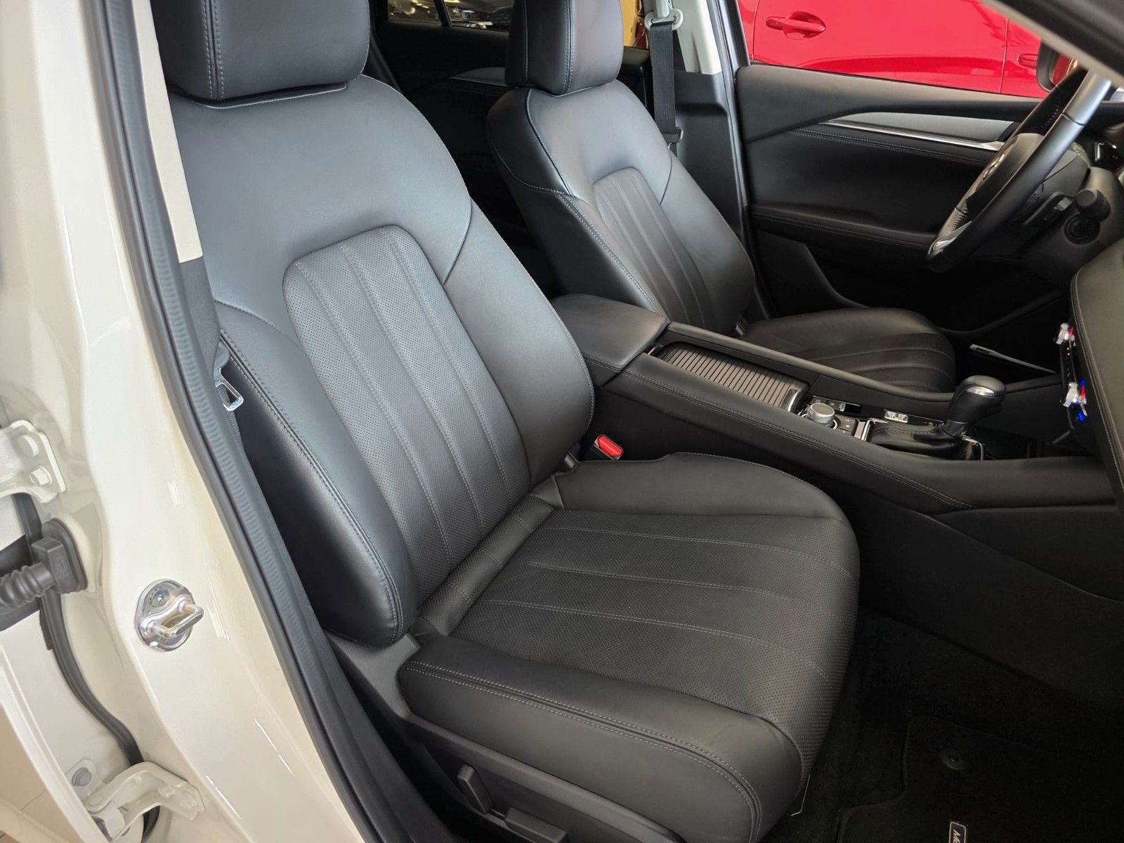 Mazda 6 Kombi Exclusive-Line *HUD*BOSE*SB*LEDER*360°