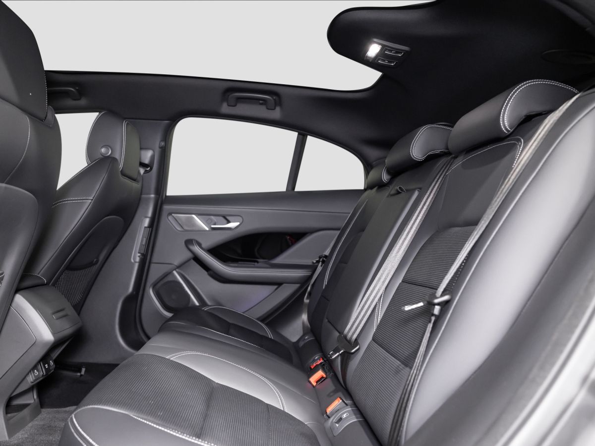 Jaguar I-PACE R-Dynamic SE EV400 | HuD | Sportsitze