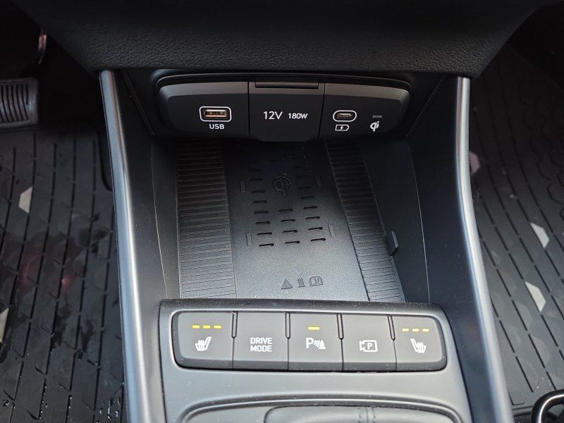 Hyundai i20 1.0 T-GDI 7DCT 17*Alu/LED/Navi/Keyless/ACC/S