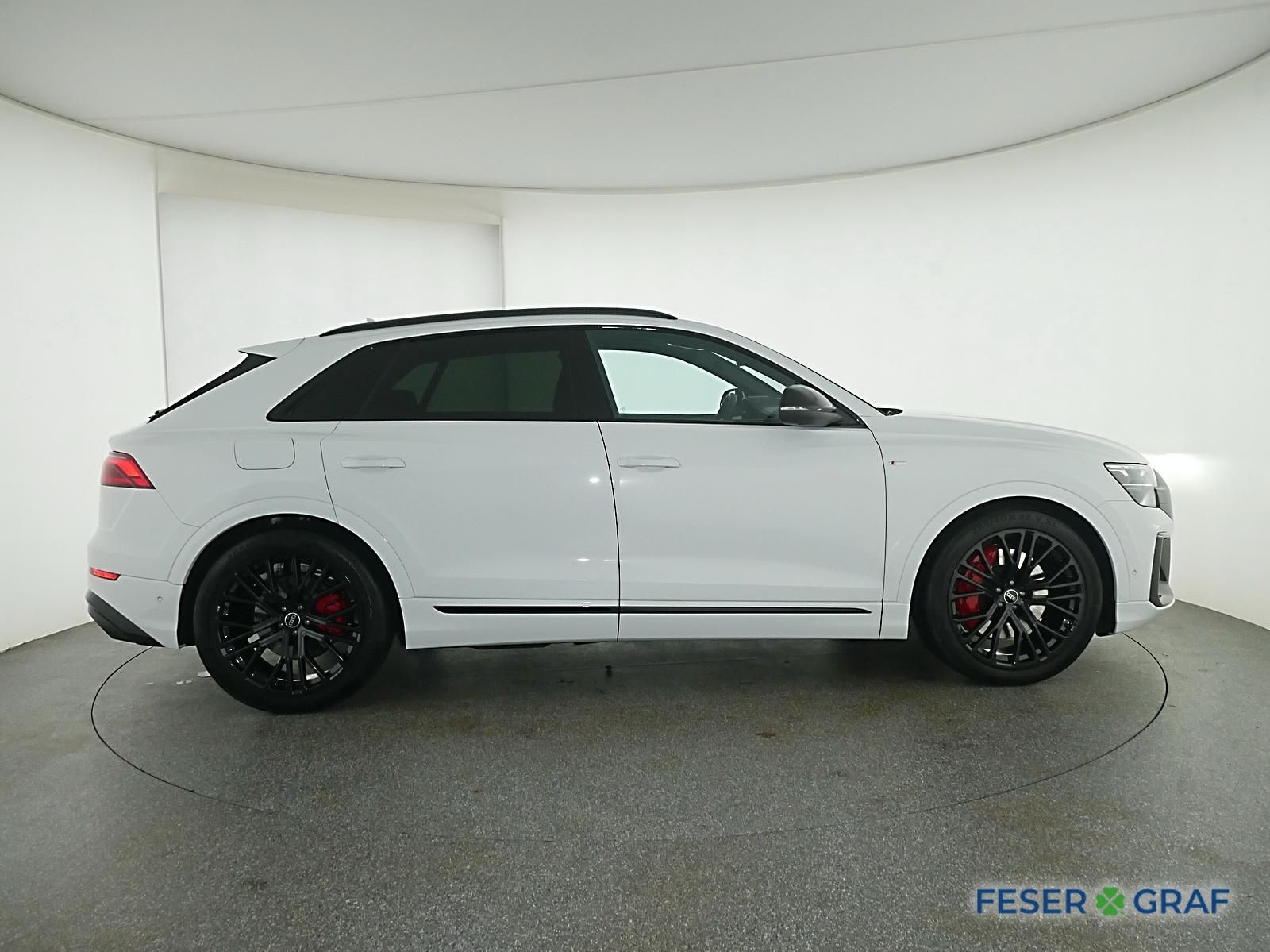 Audi Q8 TFSI e S line business quattro AHK/ B&O/ Pano