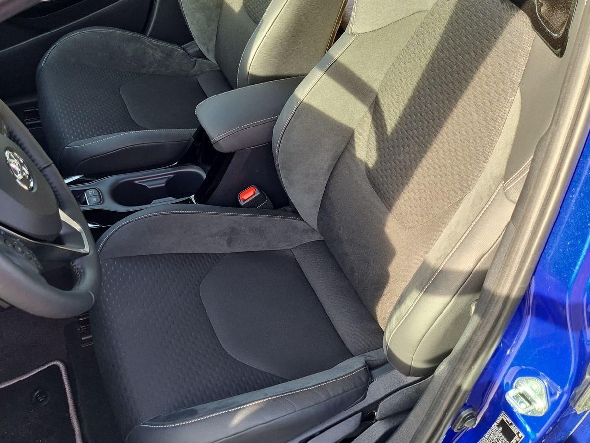 Toyota Corolla 2.0 Lounge Allwetter+HUD+Matrix 350€/M.